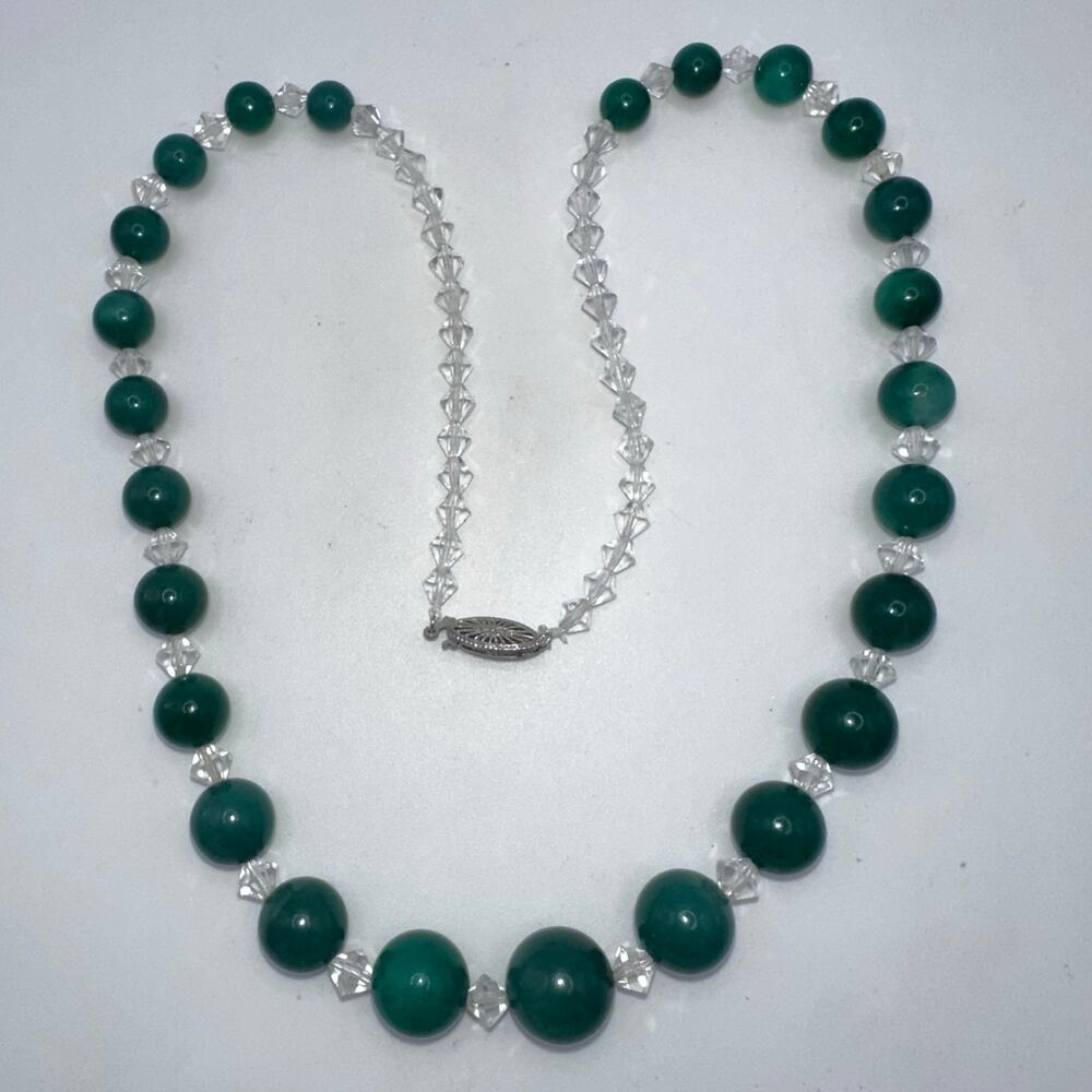 Antique Art Deco green chrysoprase faceted crystal beaded necklace 14k WG clasp